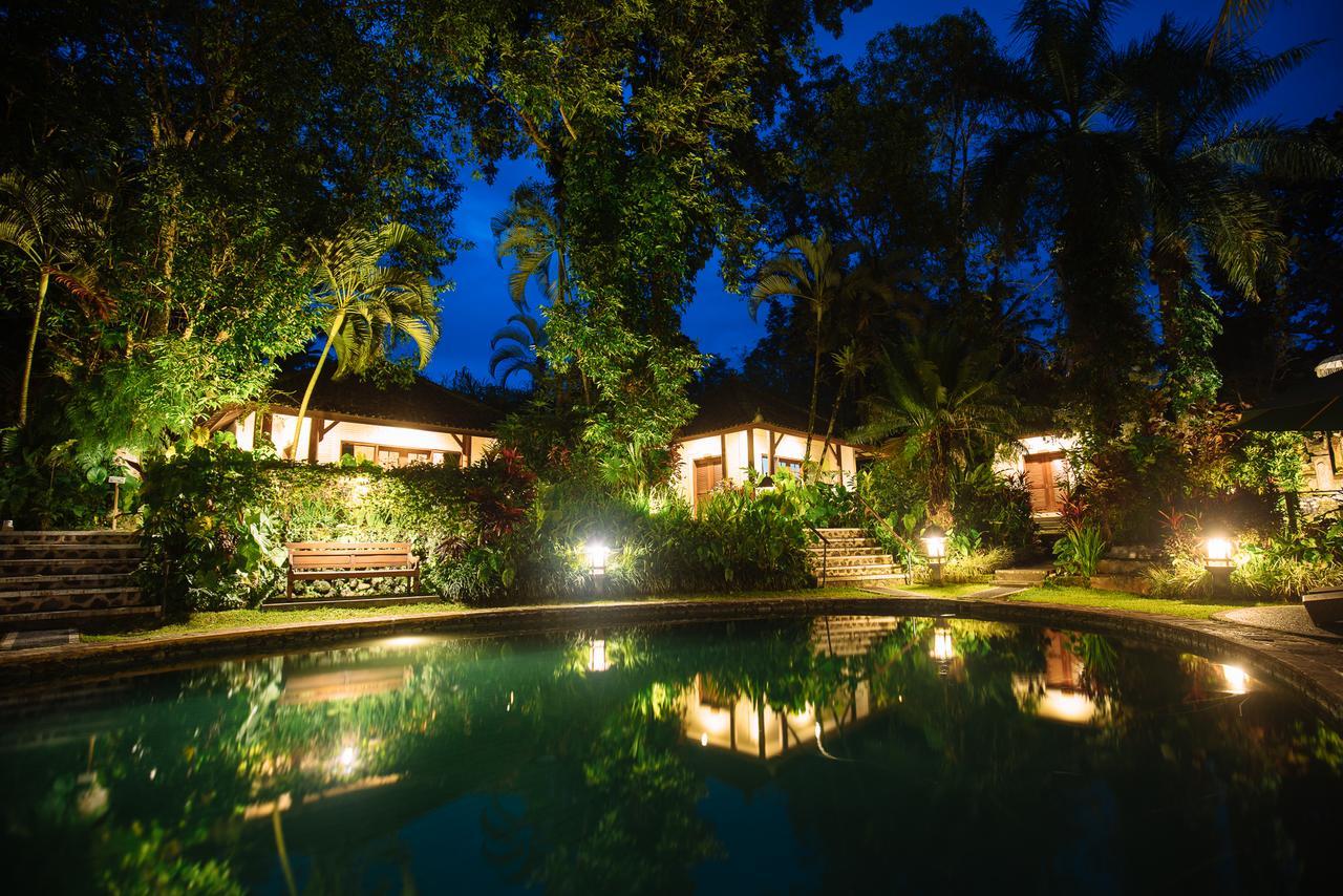 Alam Sari Hotel Keliki Теґалаланґ Екстер'єр фото